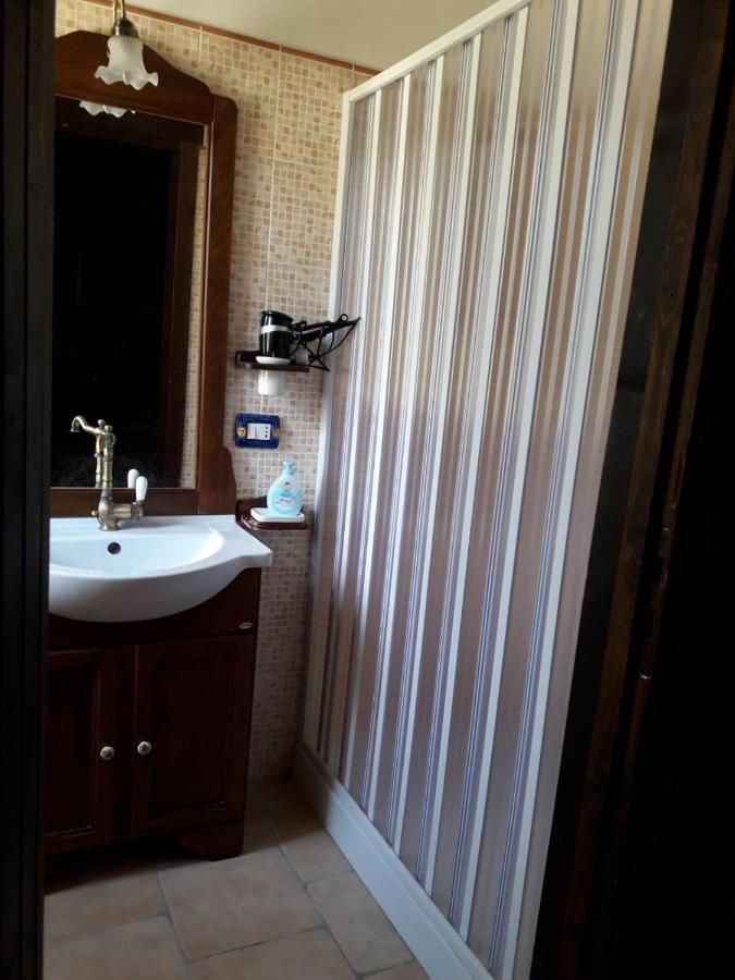 Camera Matrimoniale con Bagno Privato