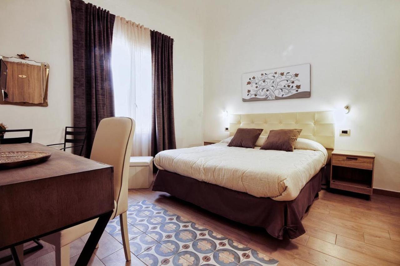 Deluxe King Room,1380943904:JPEG
