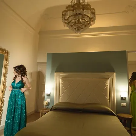 Kèramos Luxury Rooms-2